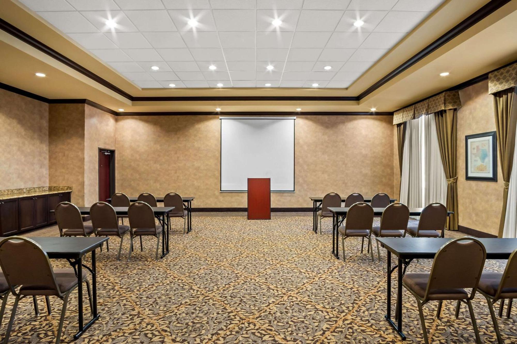 Comfort Suites Фриско Екстериор снимка