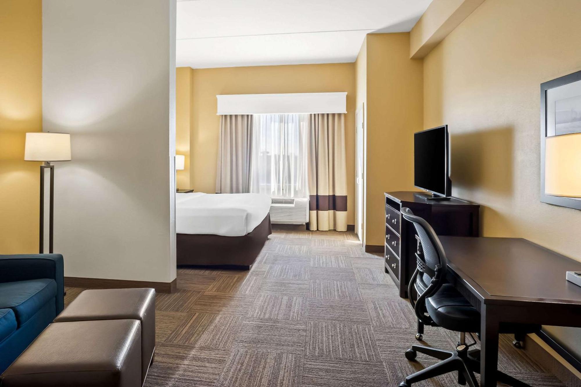 Comfort Suites Фриско Екстериор снимка